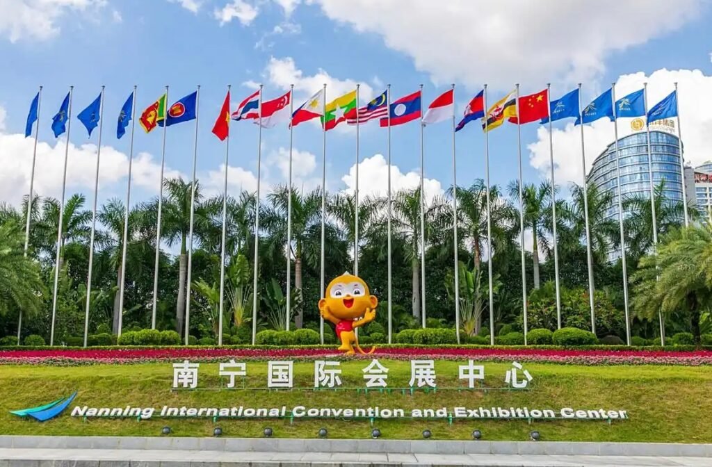 隨着中國與東盟正式簽署自貿區3.0版升級議定書‌，標誌着雙方經貿合作水平再次升級。